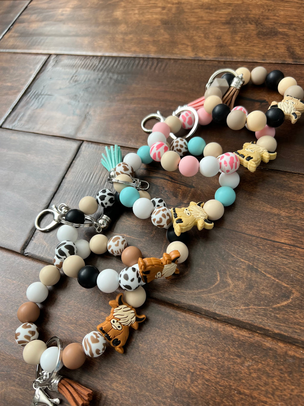 Silicone Cow Bead Keychain Bracelet