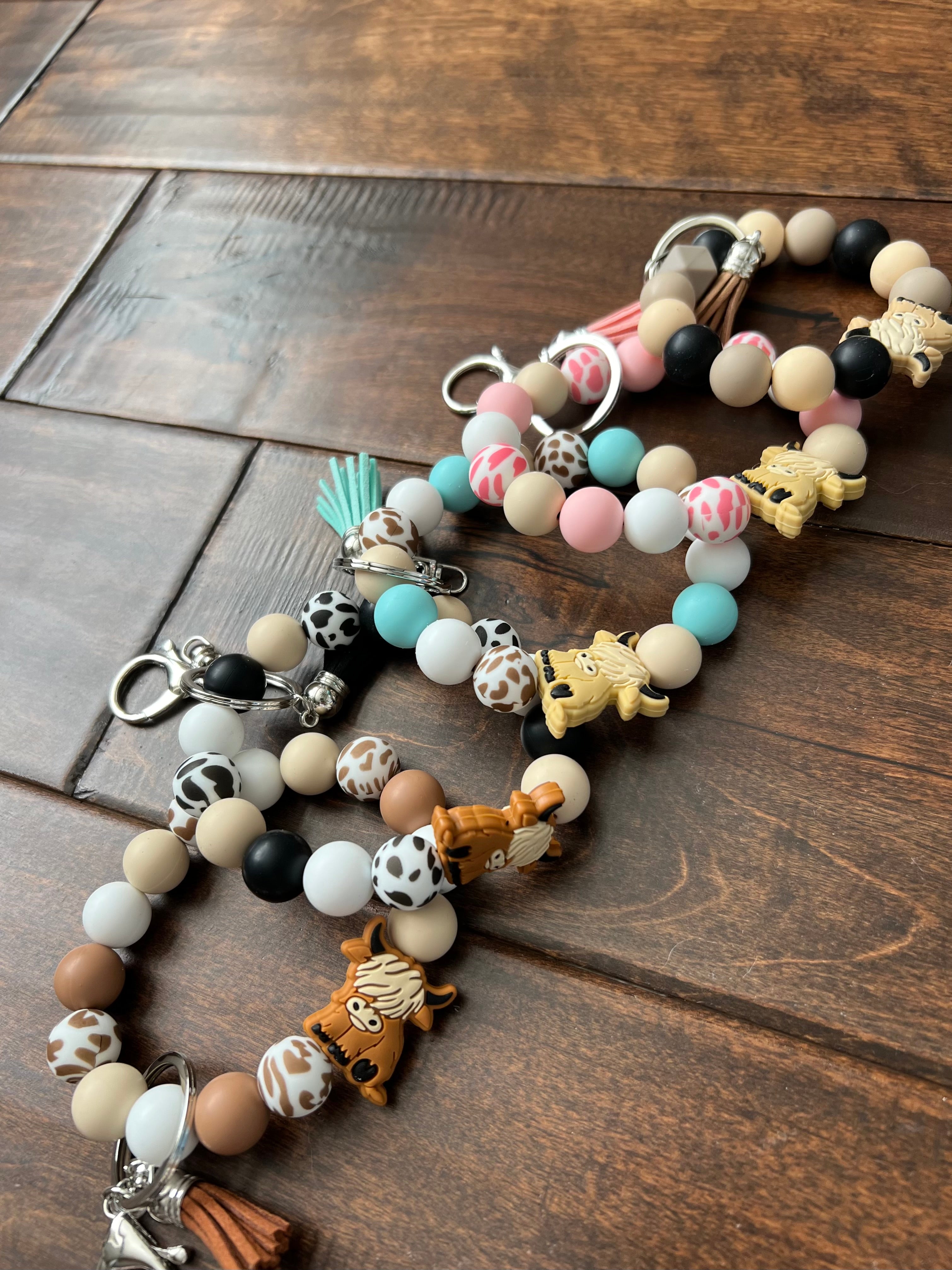 Silicone Cow Bead Keychain Bracelet