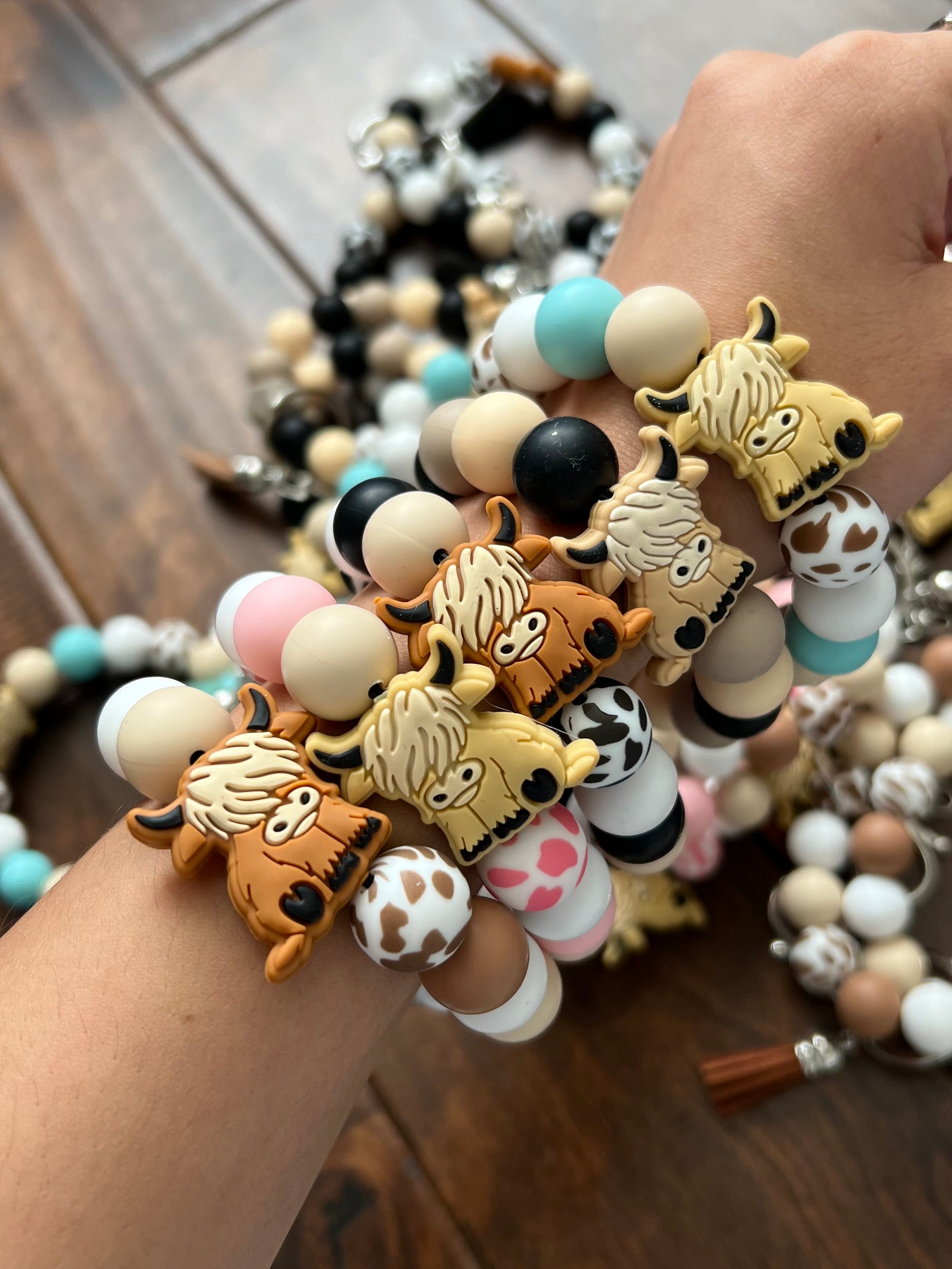 Silicone Cow Bead Keychain Bracelet