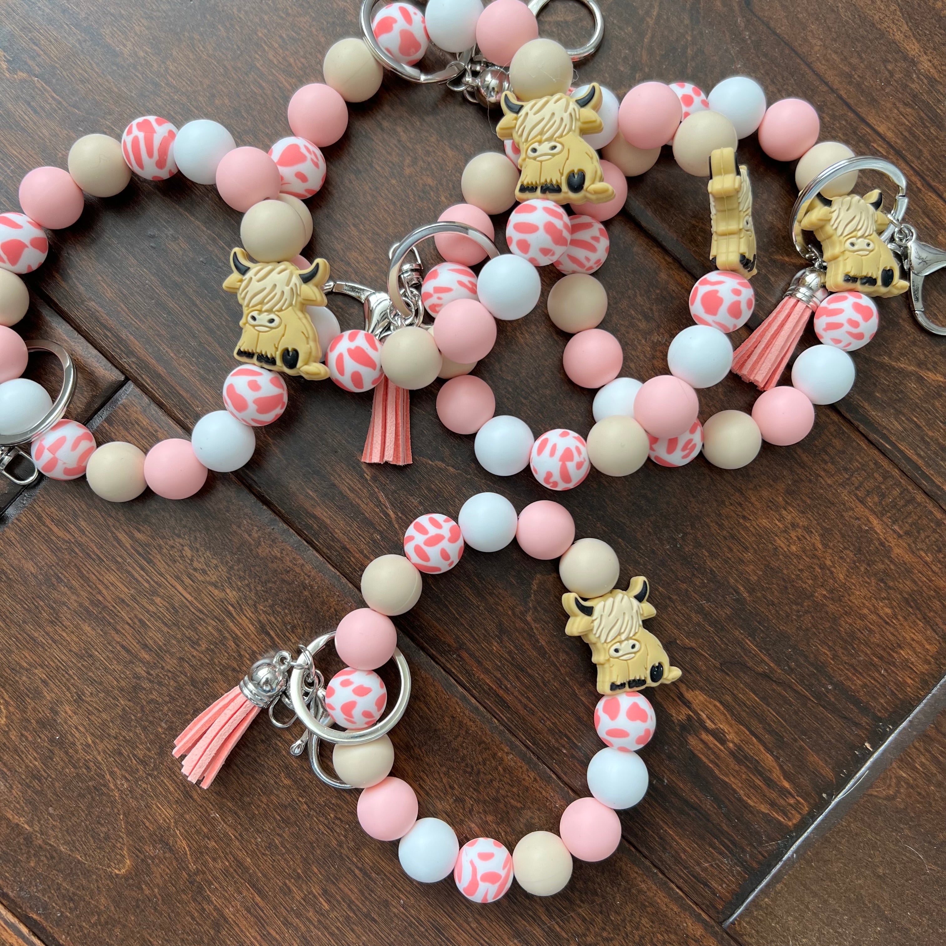 Silicone Cow Bead Keychain Bracelet